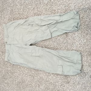 3/$30 The North Face khaki nylon outdoor Capri pants L